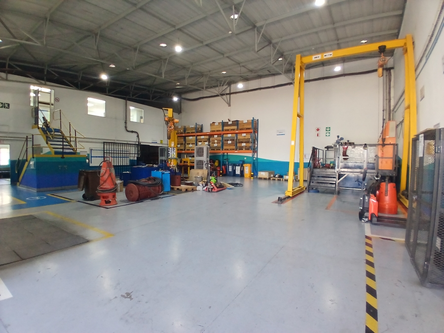 To Let commercial Property for Rent in Oos Einde North West